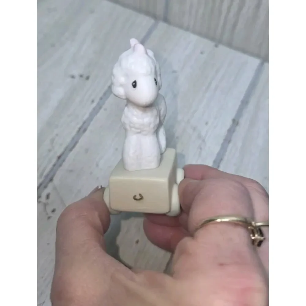 Vtg 1985 Precious Moments Lamb Enesco Train #1 “Happy Birthday Little Lamb”
